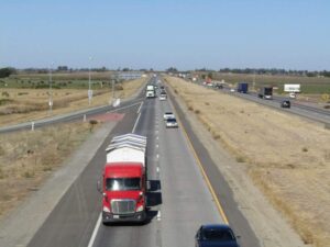 Yorba Linda, CA - 1 Killed in Fiery Big-Rig Crash on 91 Fwy at Coal Canyon Trail 