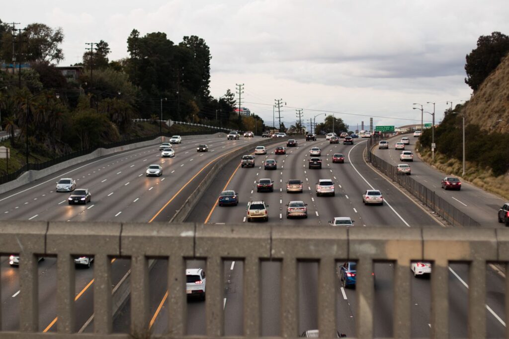 Pomona, CA - Two Killed in Multi-Car Wreck on 60 Fwy near Reservoir St