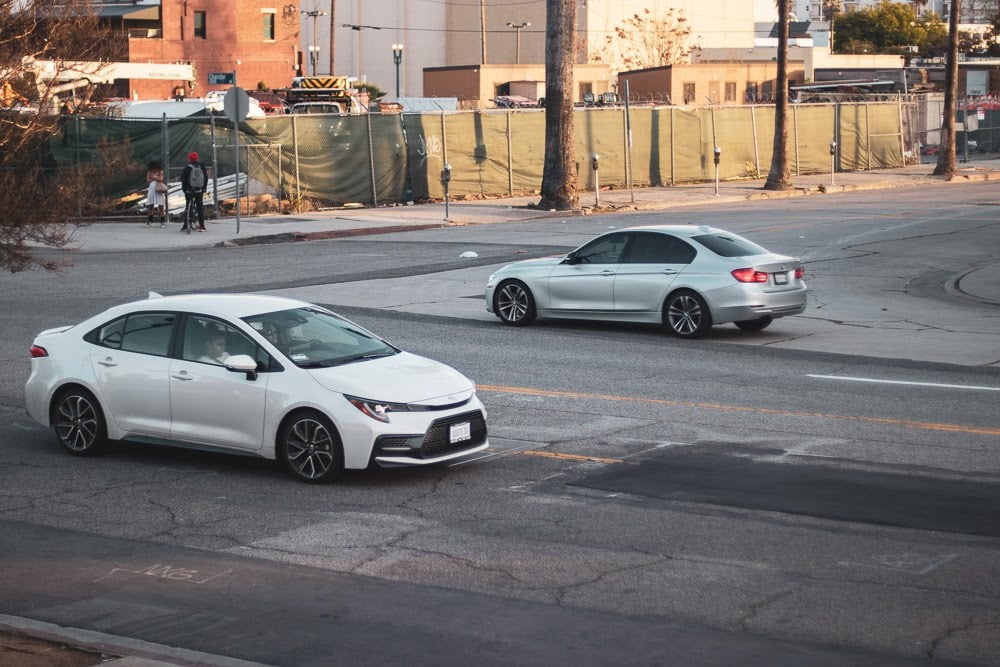 Los Angeles, CA - Injuries Reported in Car Crash on Santa Monica Fwy at Robertson Blvd